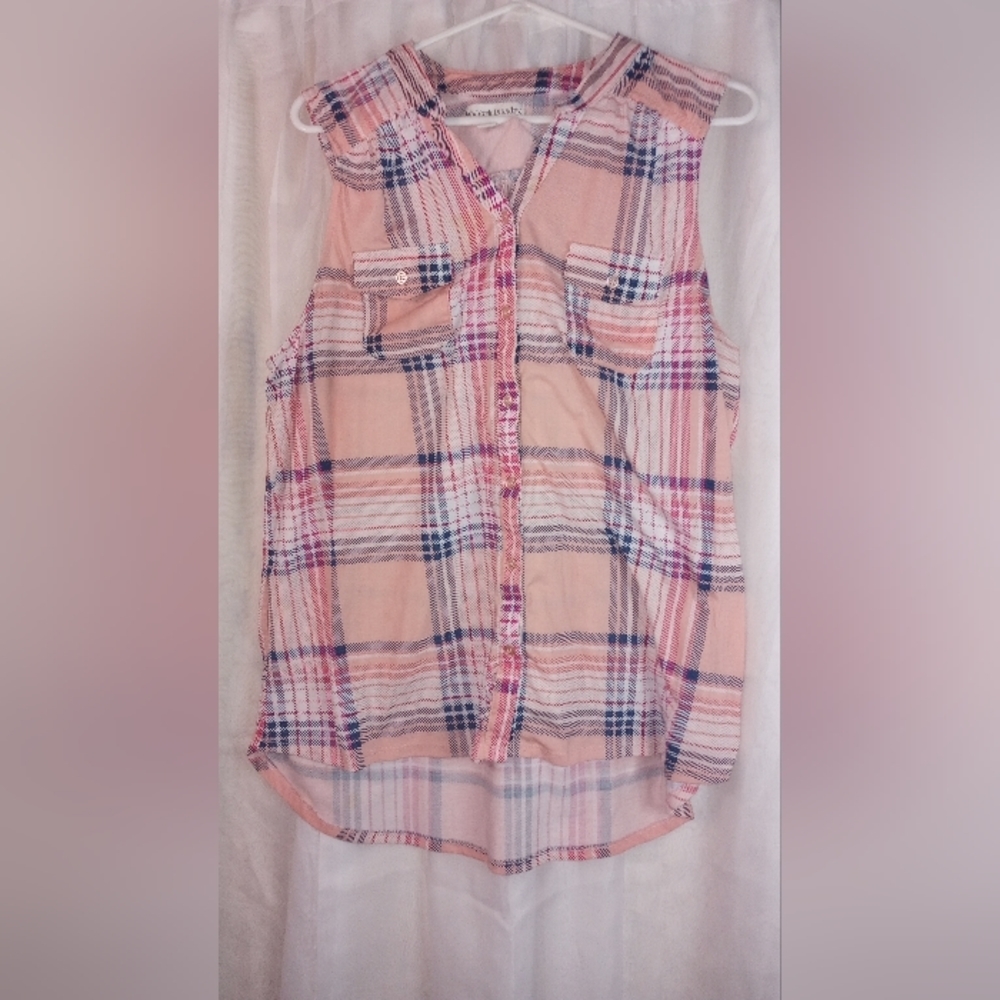 Plus size sleeveless plaid button down top